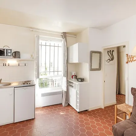 Simple Charonne Bastille *
